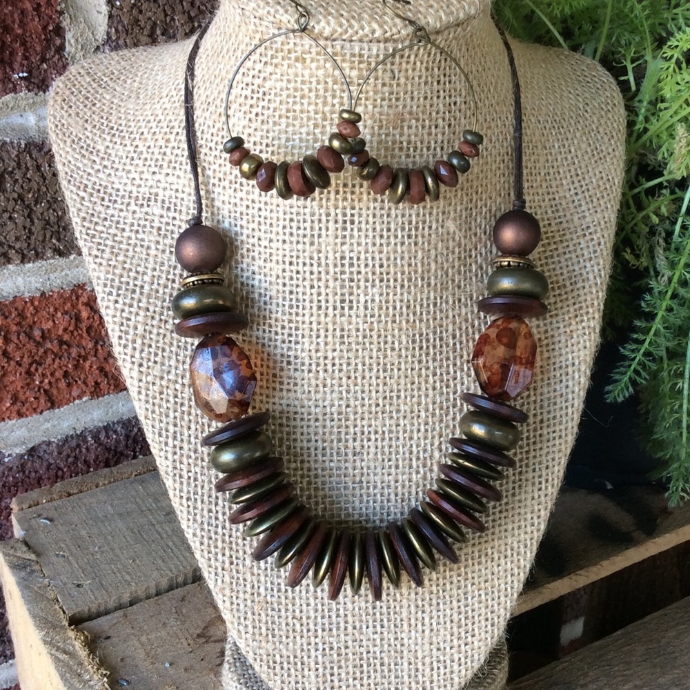 Rich Colors ...Necklace & Earring Set!